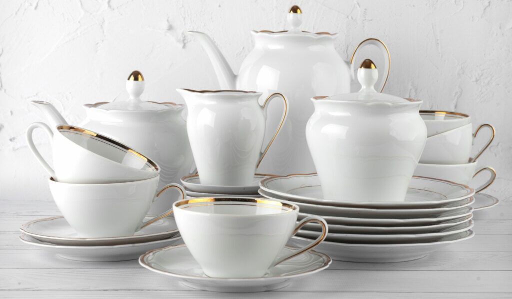 Tea cup and saucer set