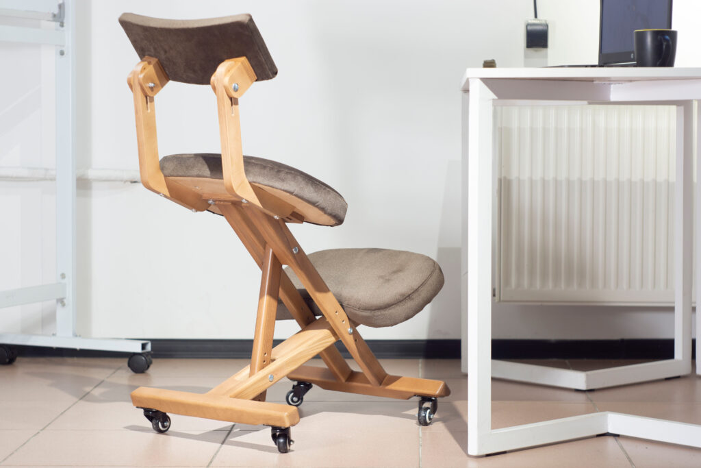 Office kneeling chair